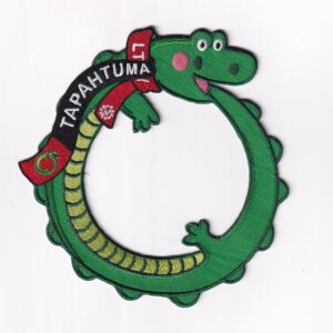 Tapahtumajaoston haalarimerkki- Krokotiili Gena